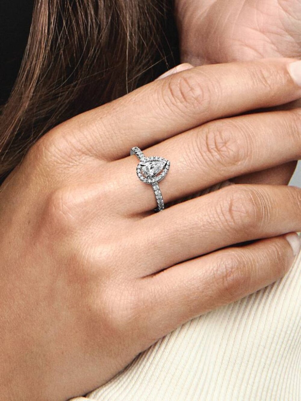 Pandora Teardrop - Sparkling Pear Halo Ring Size 52 (Size 6)